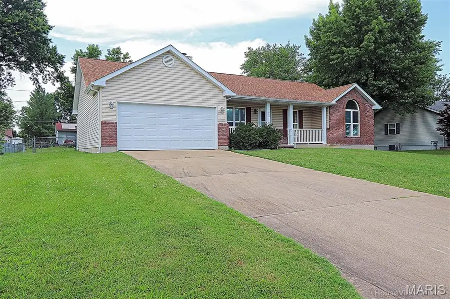 643 Woodgate Street, Farmington, MO 63640 - Image #2