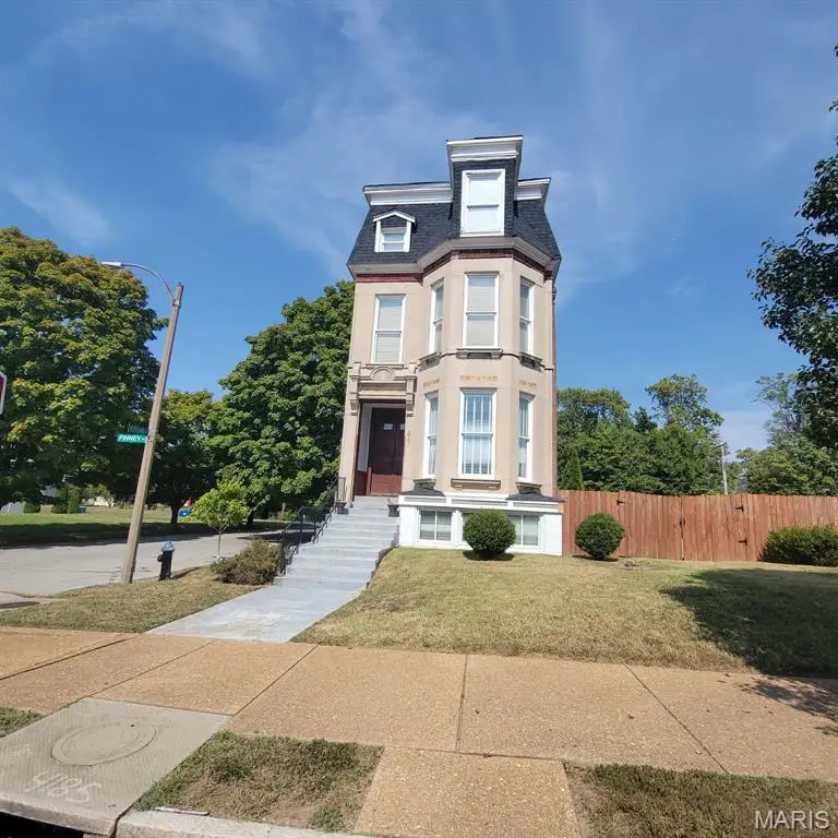 3761 Finney Avenue, Saint Louis, MO 63113 - Image #1