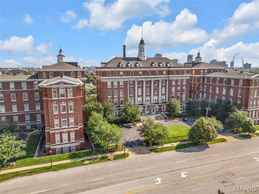 1515 Lafayette Avenue #401, Saint Louis, MO 63104 - Image #2