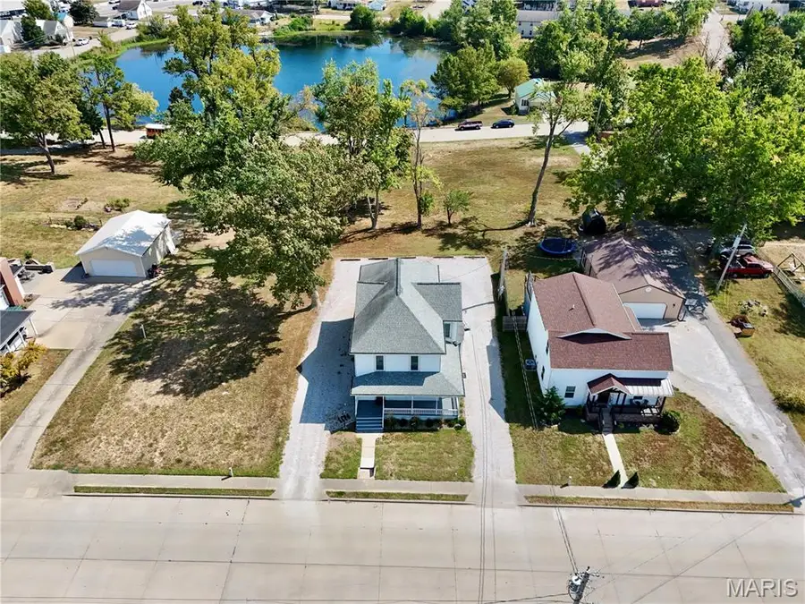 221 N Walnut, Perryville, MO 63775 - Image #3