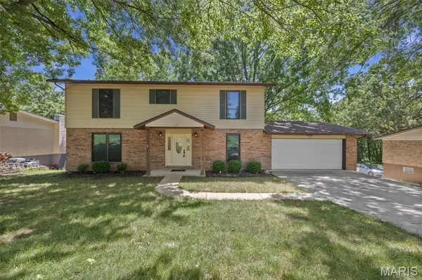 1928 Raintree Drive, Imperial, MO 63052