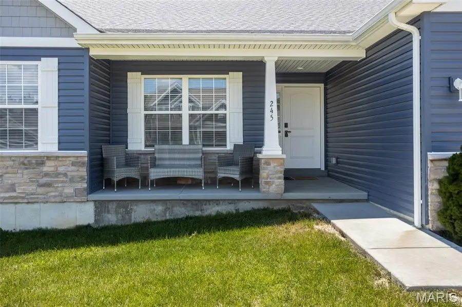 245 Auburn Ridge Drive, Troy, MO 63379 - Image #2