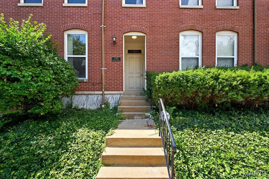 2320 Rutger Street #E, Saint Louis, MO 63104 - Image #2