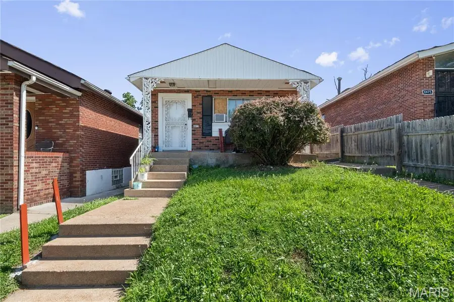 4477 Bessie Avenue, Saint Louis, MO 63115 - Image #2