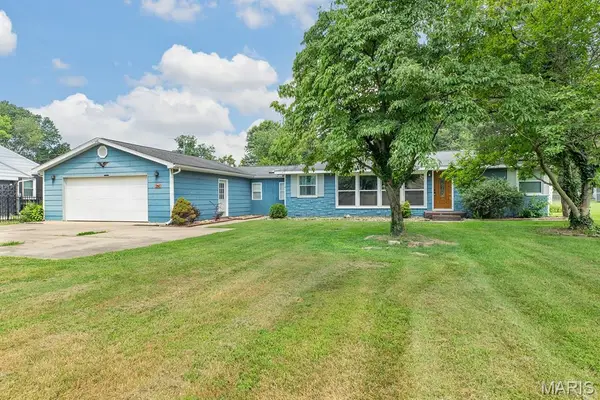 250 Hi Pointe Place, East Alton, IL 62024