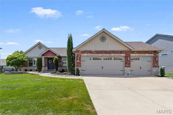 116 Central Park Avenue, Wentzville, MO 63385