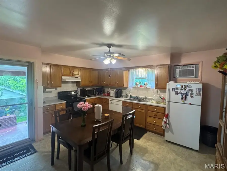 737 Price Street, Poplar Bluff, MO 63901 - #3