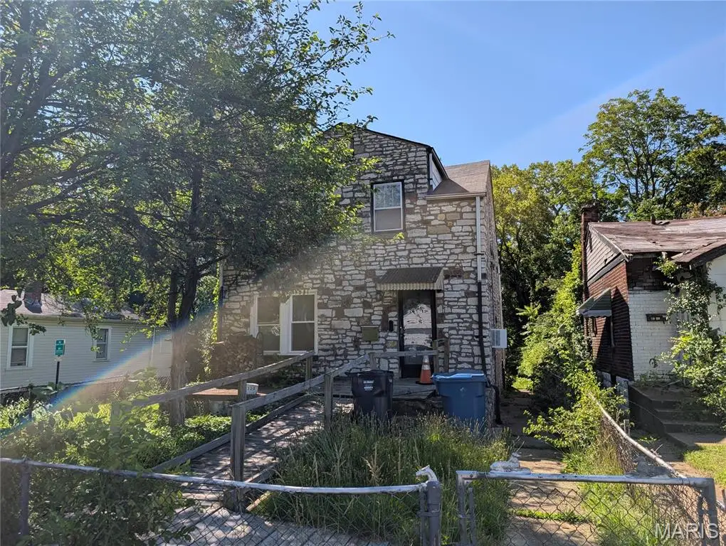 4320 Edgewood Boulevard, Saint Louis, MO 63121 - Image #1