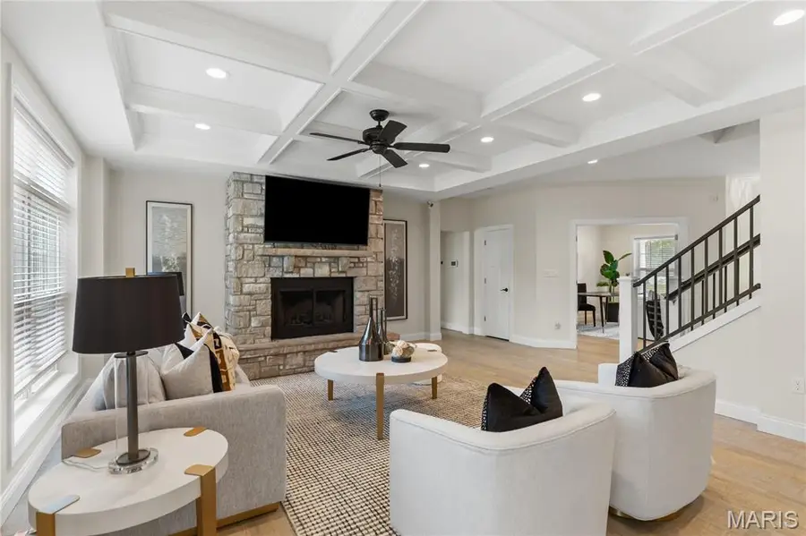 20 Millwell Drive, Maryland Heights, MO 63043 - Image #3