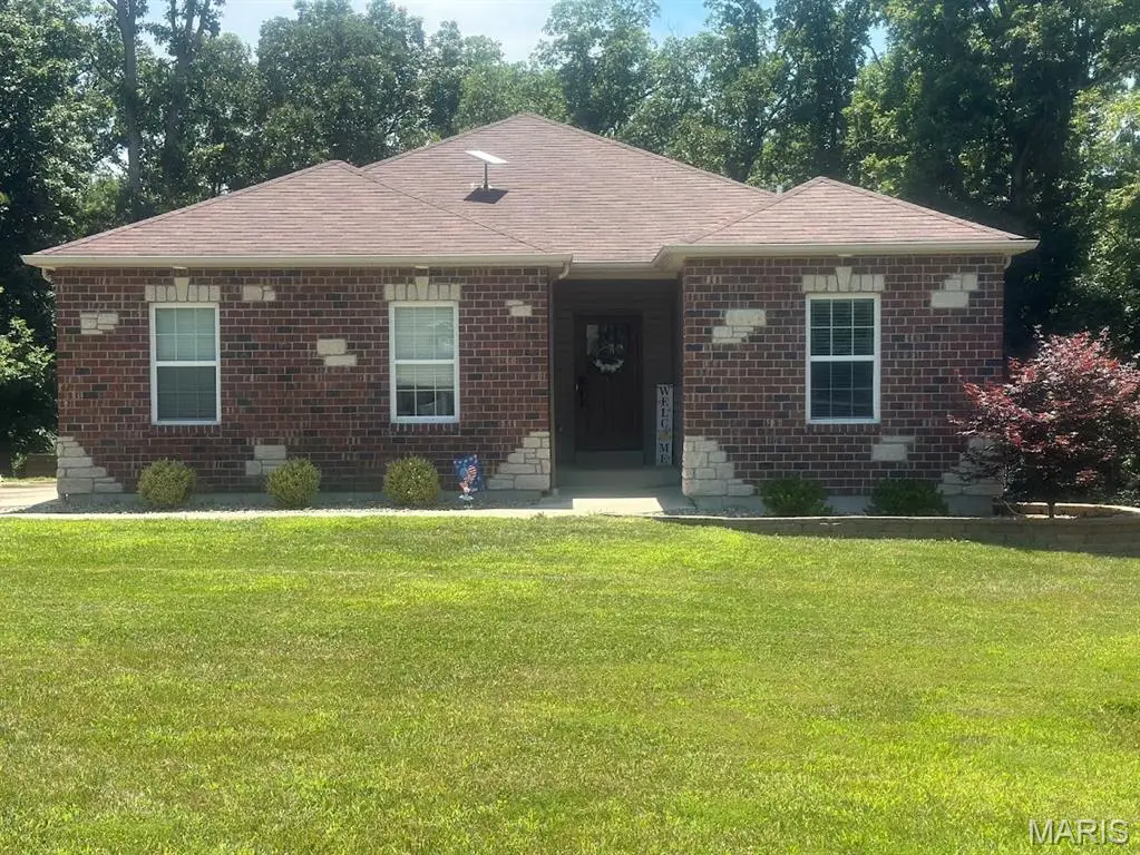 404 Deep Forest Drive, Hawk Point, MO 63349 - Image #1