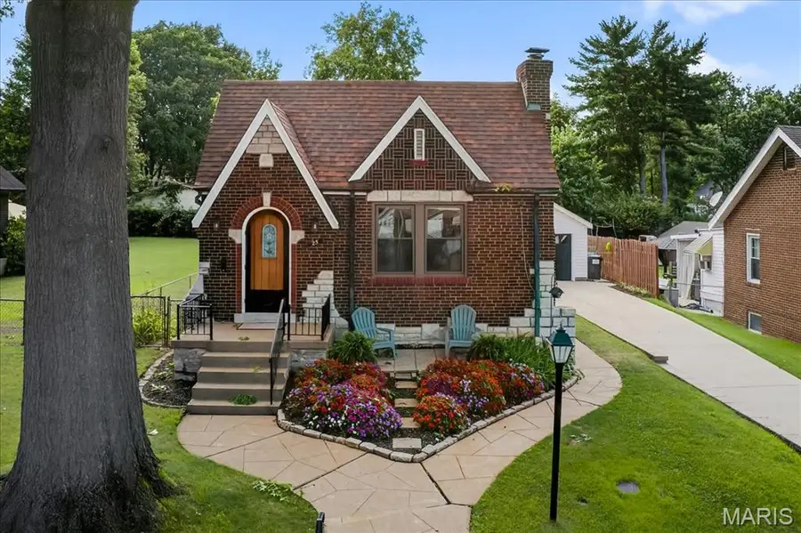 25 Saint Charles Place, Saint Louis, MO 63119 - Image #2