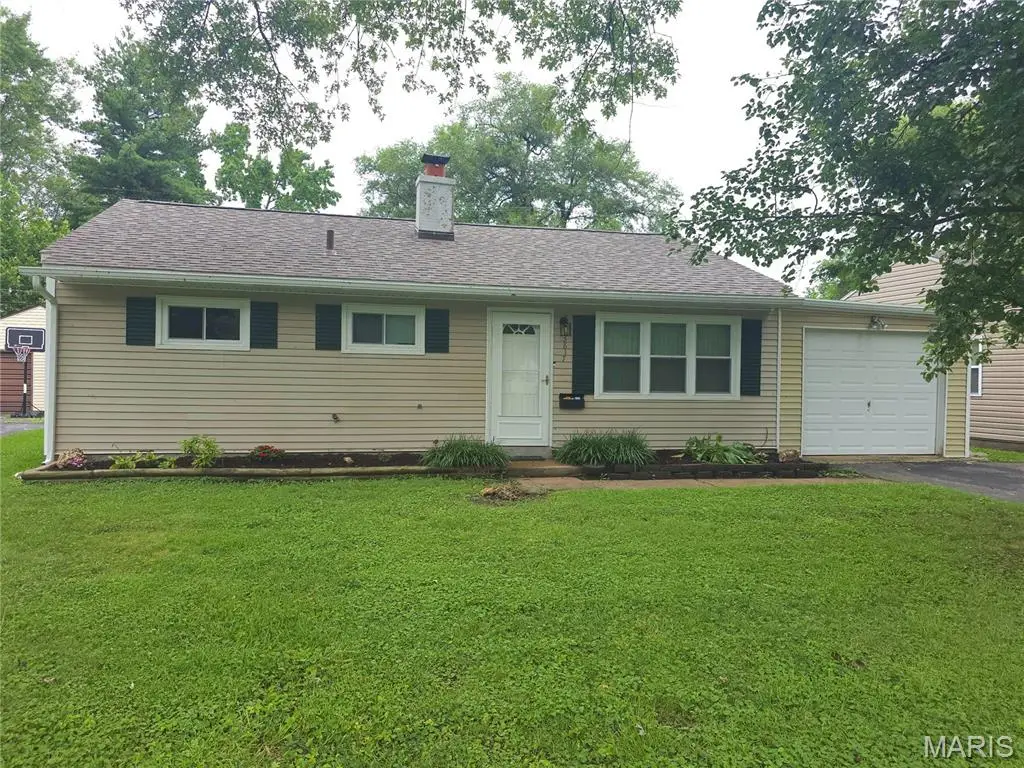 3817 N Park Drive, Belleville, IL 62226 - Image #1