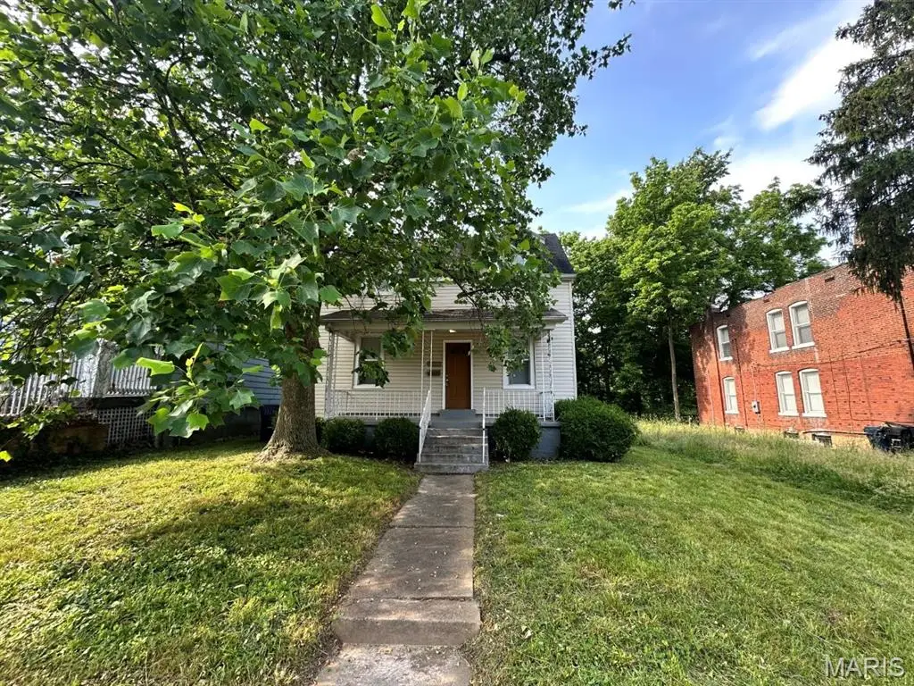 6624 Bartmer Avenue, University City, MO 63130 - Image #1