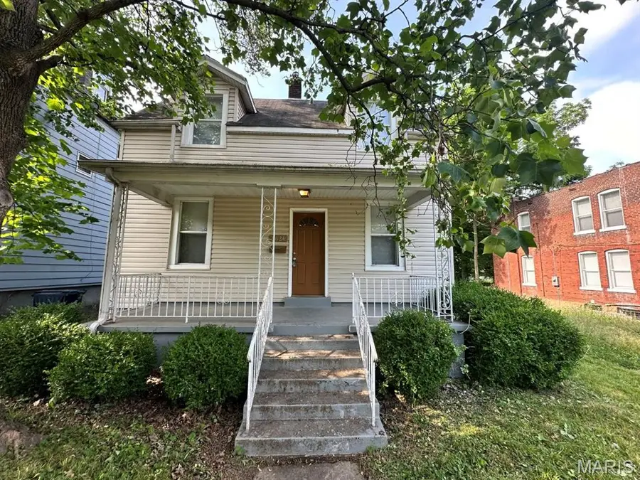 6624 Bartmer Avenue, University City, MO 63130 - Image #2