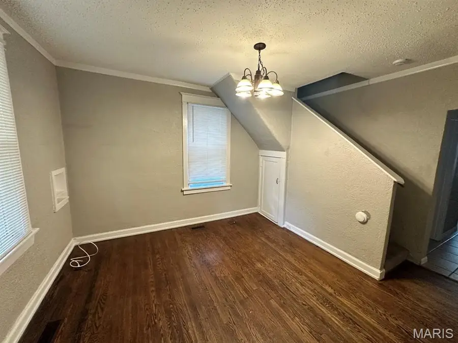 6624 Bartmer Avenue, University City, MO 63130 - Image #3