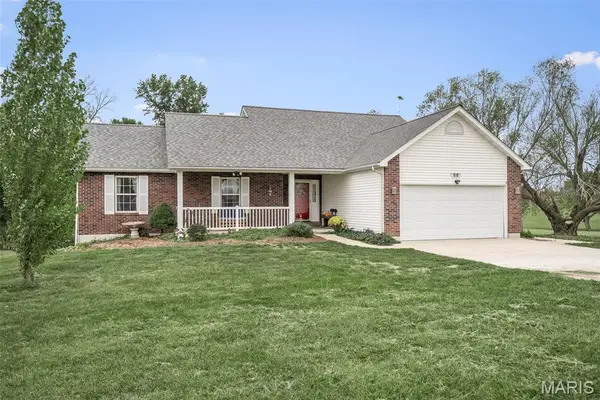66 Hillview Lane, Troy, MO 63379