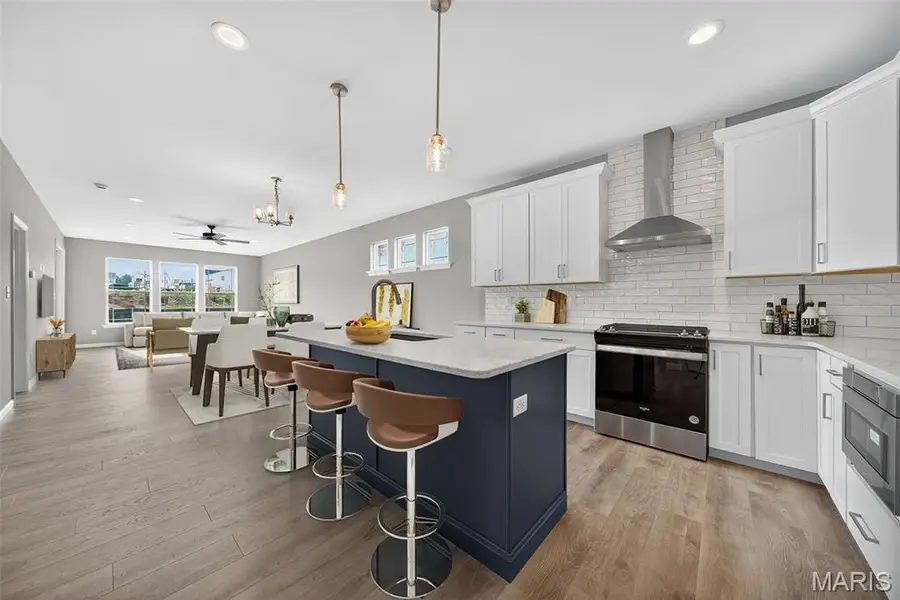 706 Barnwood Hill Drive, O Fallon, MO 63385 - Image #2