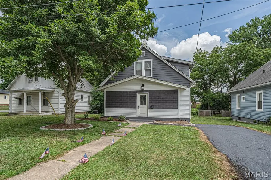 210 Springer Avenue, Edwardsville, IL 62025 - Image #3