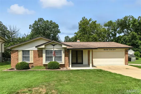 5827 Bridleford Lane, Unincorporated, MO 63129
