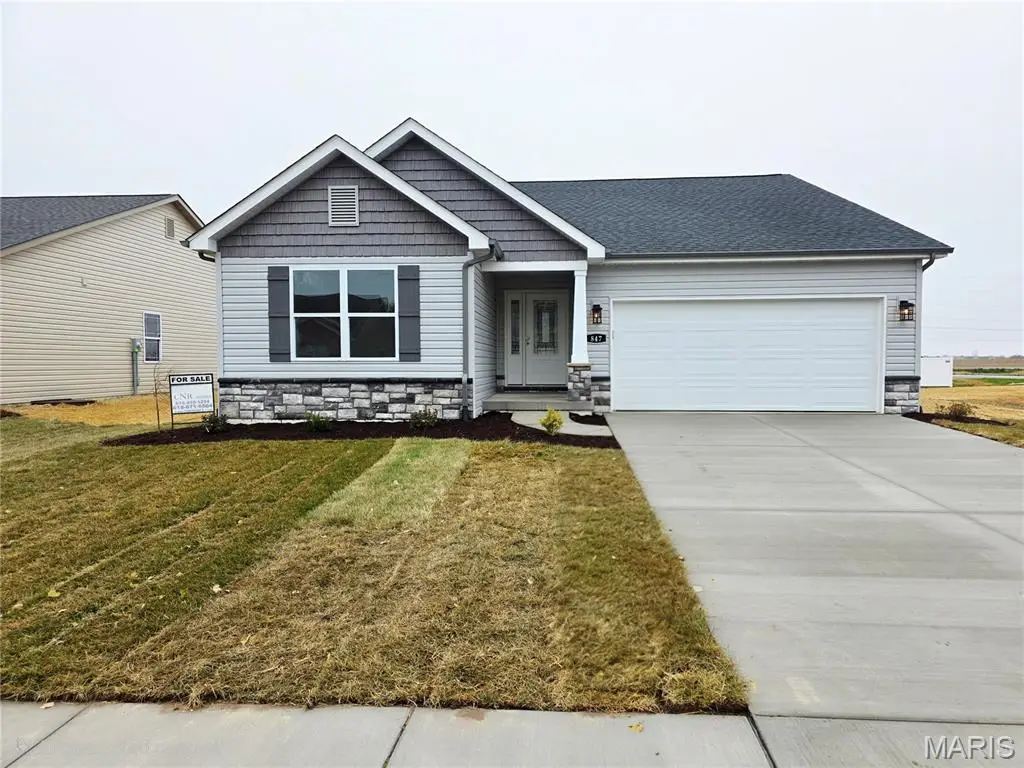 847 Topaz Court, Mascoutah, IL 62258 - Image #1