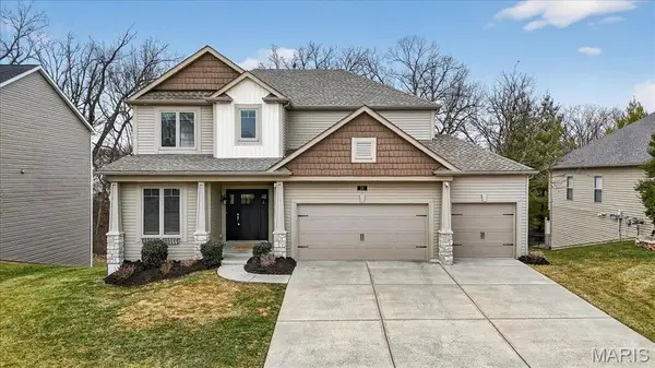 24 Hawthorne Court, O'Fallon, MO 63366