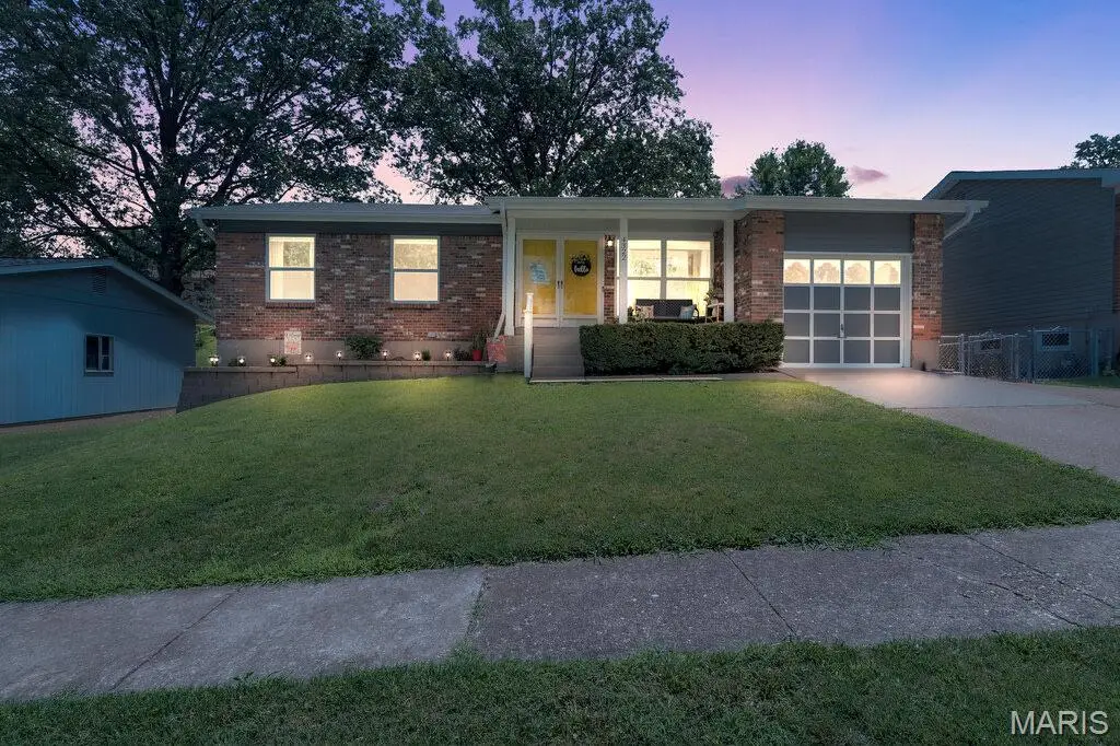 4322 Martyridge Drive, Mehlville, MO 63129 - Image #1