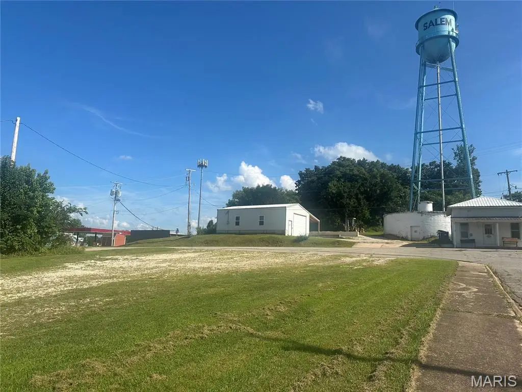 4 S Tower Street, Salem, MO 65560 - Image #1