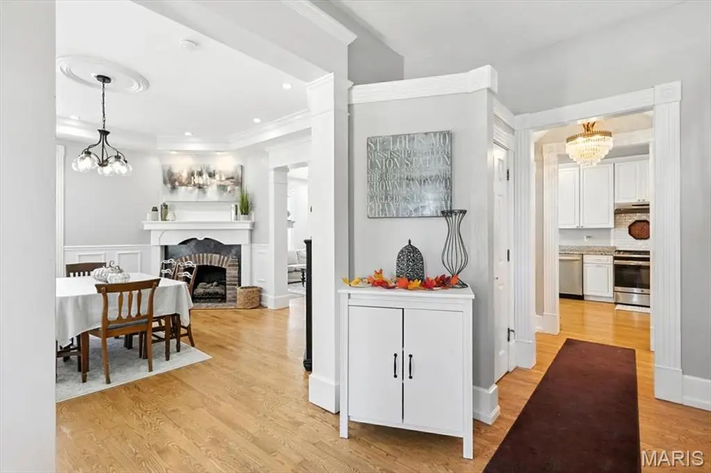 3434 Greenwood Boulevard, Maplewood, MO 63143 - Image #1