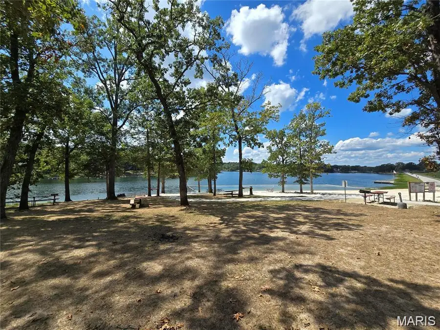 607 Bunker Hill Drive, De Soto, MO  - Image #3