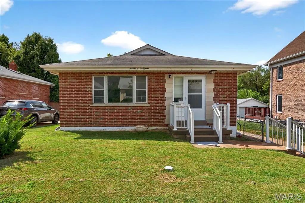 7718 W Ranken Avenue, Saint Louis, MO 63117 - Image #1