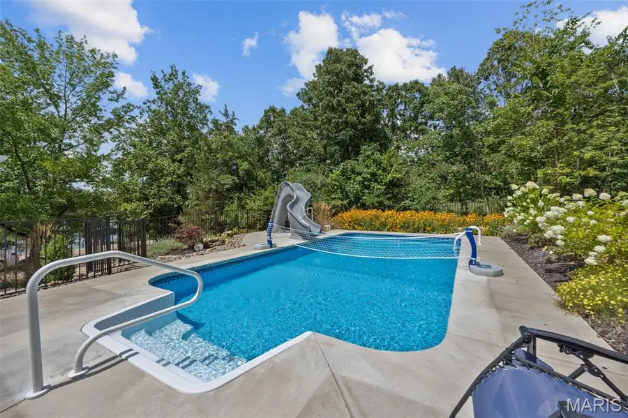 640 E Capri Drive, Bonne Terre, MO 63628 - Image #2