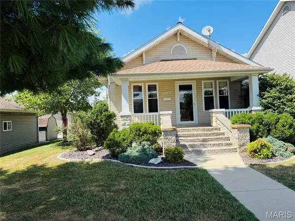 977 W Saint Louis Street, Nashville, IL 62263