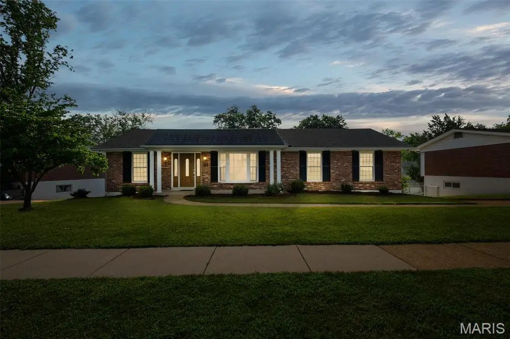 9742 Croftwood Drive, Saint Louis, MO 63123 - Image #1