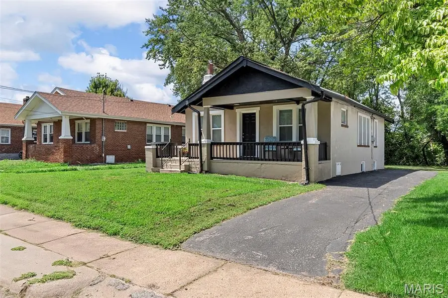19 Lee Avenue, Ferguson, MO 63135 - Image #2