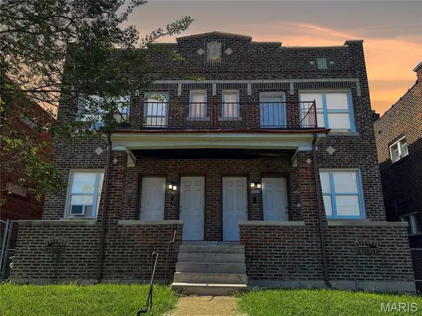 3934 Chippewa Street, St Louis, MO 63116