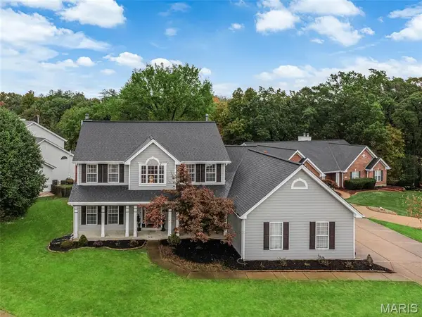 16015 Canterbury Estates Drive, Ellisville, MO 63021