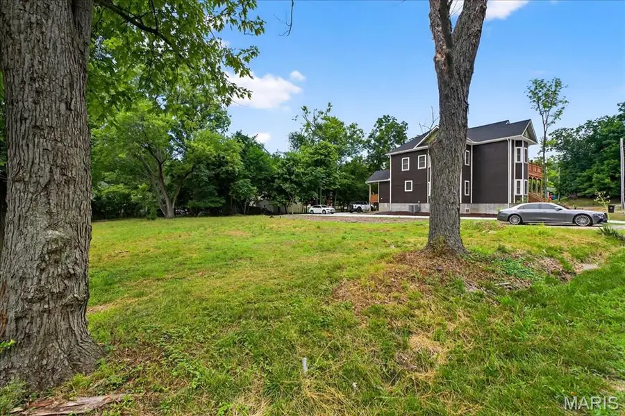 1217 Kiefer Creek Road, Ballwin, MO 63021 - Image #3