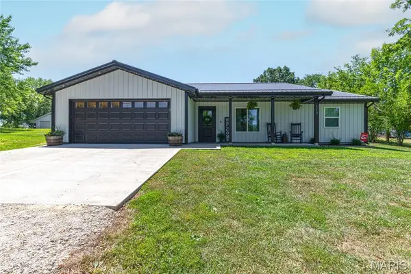 117 College Street, Crocker, MO 65452