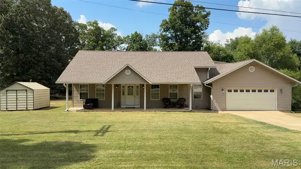 725 Co Rd 526, Poplar Bluff, MO 63901