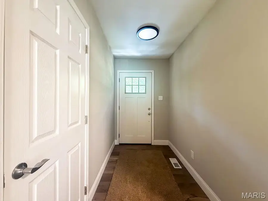 9748 Lee Drive, Hillsboro, MO 63050 - Image #2