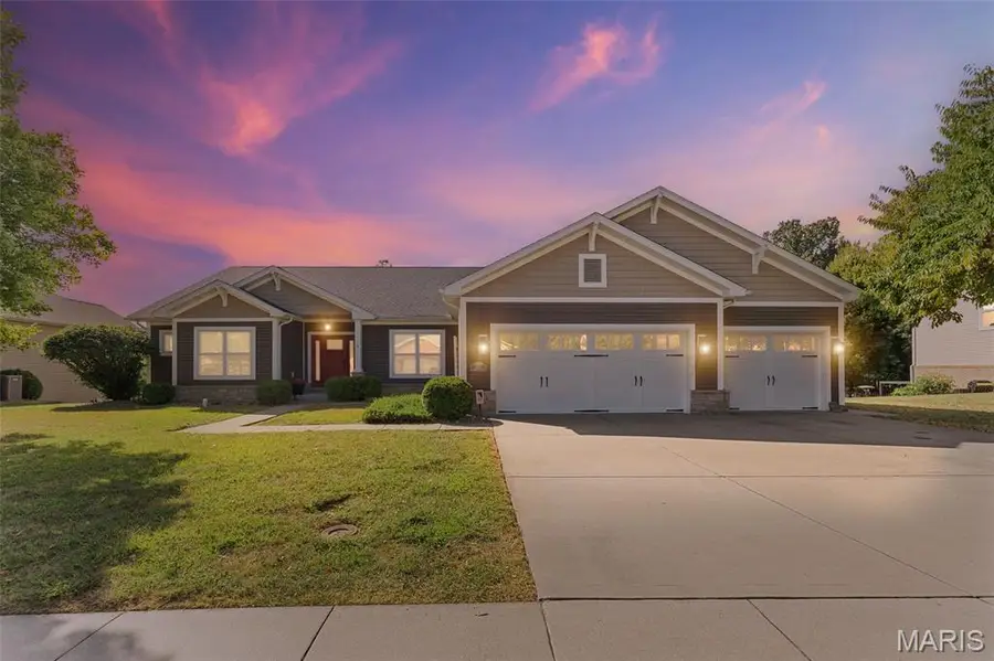 1435 Gambier Terrace, Ofallon, IL 62269 - Image #2