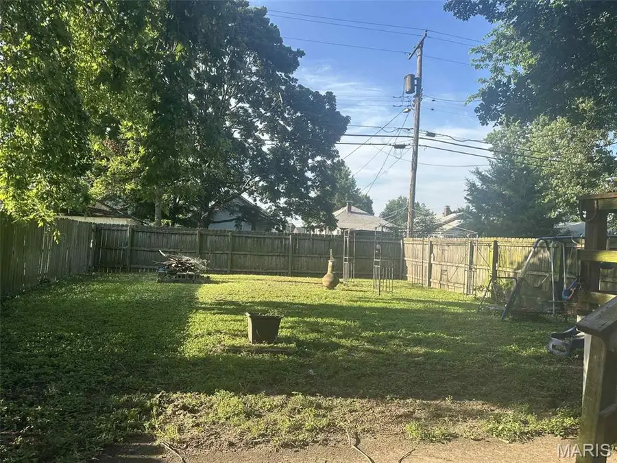 2415 Hodges Avenue, Granite City, IL 62040 - Image #2