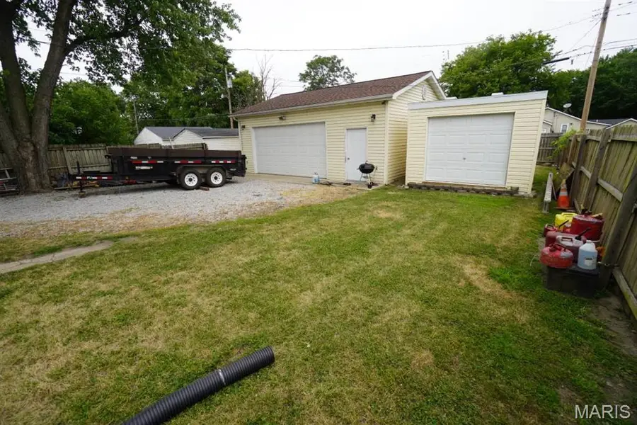 2013 4th St, Madison, IL 62060 - Image #2