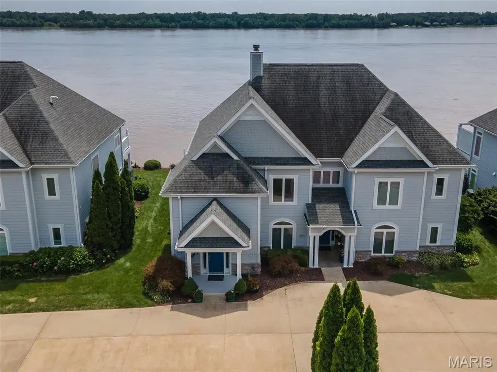 805 Wind Rivers Drive #B, Grafton, IL 62037 - Image #1