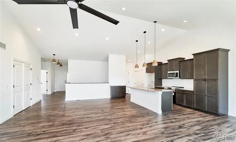 16 Canyon Creek Court, Moscow Mills, MO 63362 - Image #2