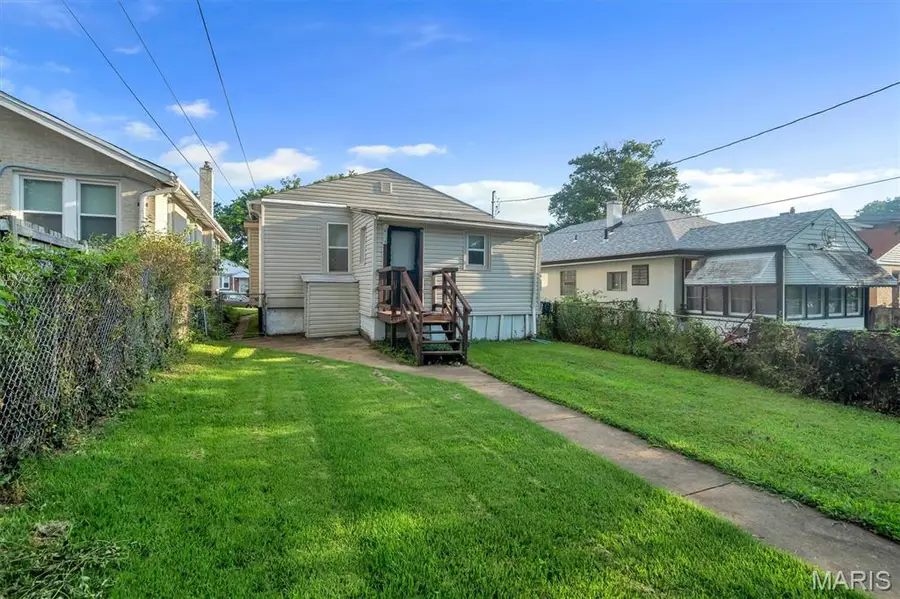 6835 Etzel Avenue, University City, MO 63130 - Image #2