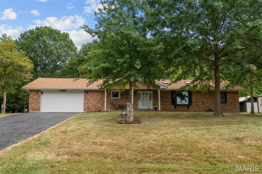 321 Lakeview Drive, Catawissa, MO 63015 - Image #1