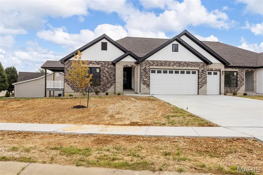229 Pierce View Circle #29A, Wentzville, MO 63385 - Image #2