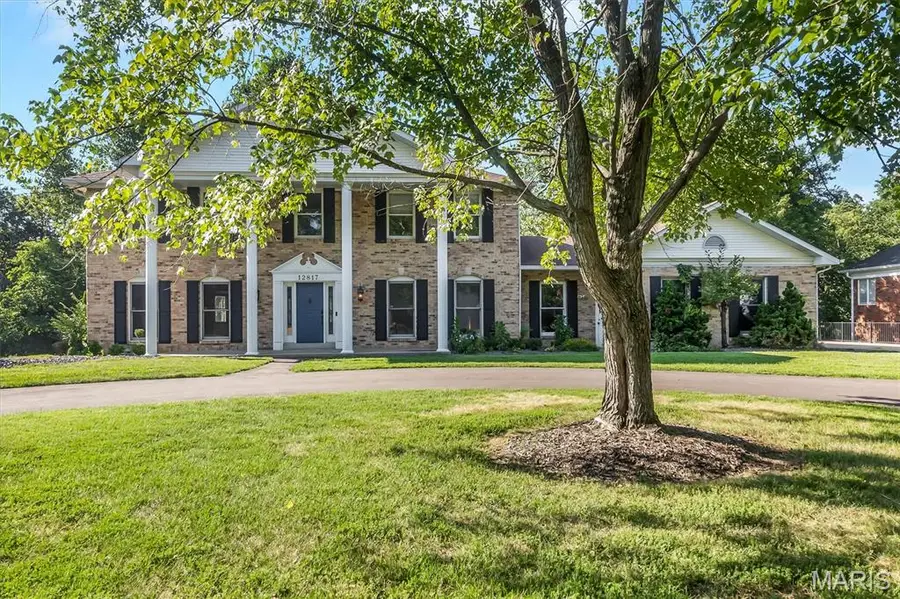 12817 Pointe Drive, Sunset Hills, MO 63127 - Image #2