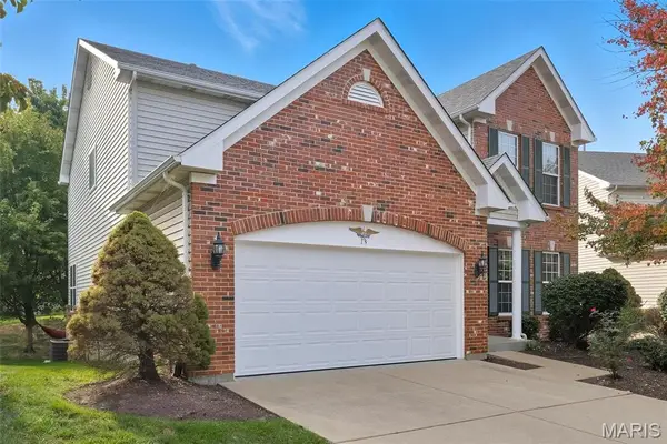 13 Eagle Crest Lane, St Charles, MO 63303